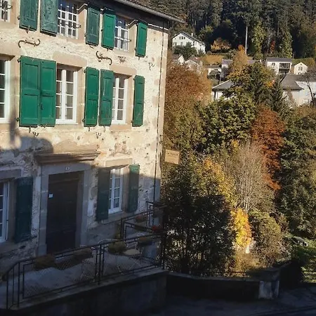 Chambre Chez L'Habitant 3 *